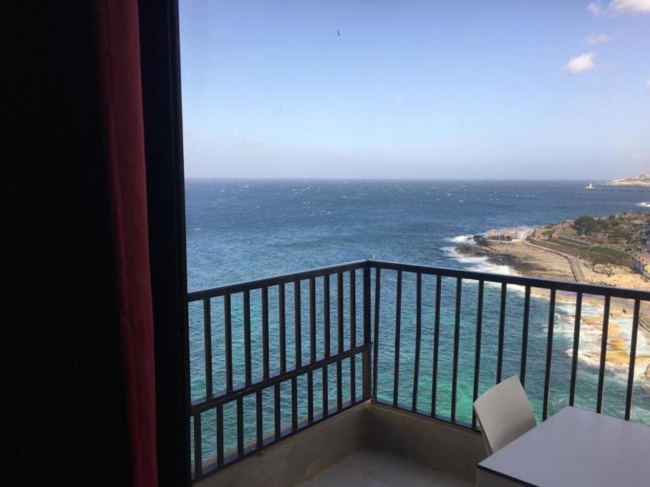 Roma Hotel Sliema Extérieur photo